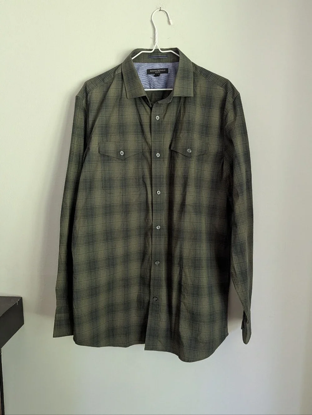 Banana Republic Slim Fit Men's Large Green Plaid Long Sleeve Button Up